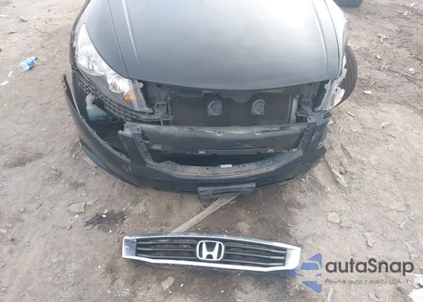 2009 Honda Accord 2.4 Ex-L from USA, damaged, VIN 1HGCP26899A172201
